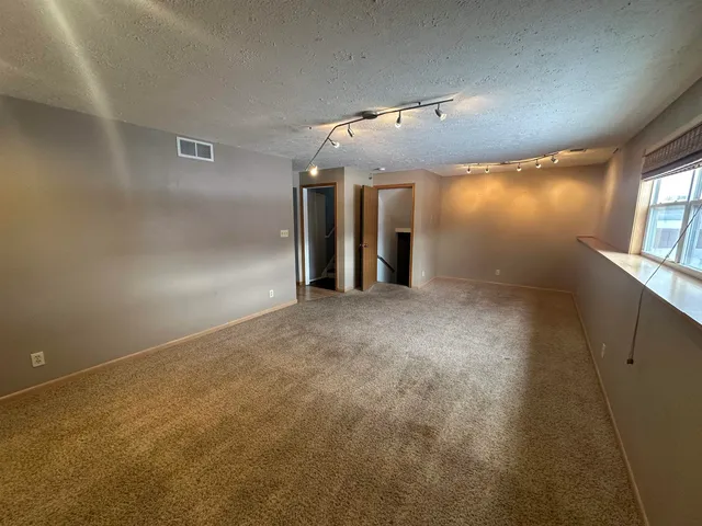 $2,500 | 1996 Broadmoor Road, Rockton, IL 61072