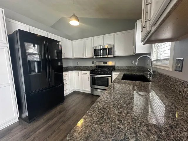 $2,500 | 1996 Broadmoor Road, Rockton, IL 61072