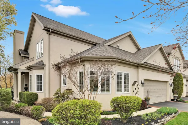 $600,000 | 728 Woodfield Drive, Lititz, PA 17543