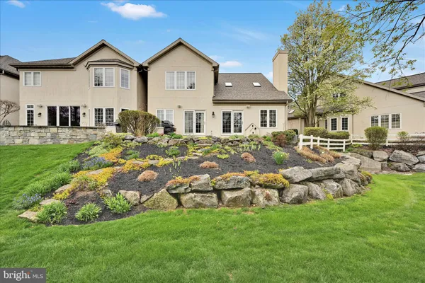 $600,000 | 728 Woodfield Drive, Lititz, PA 17543
