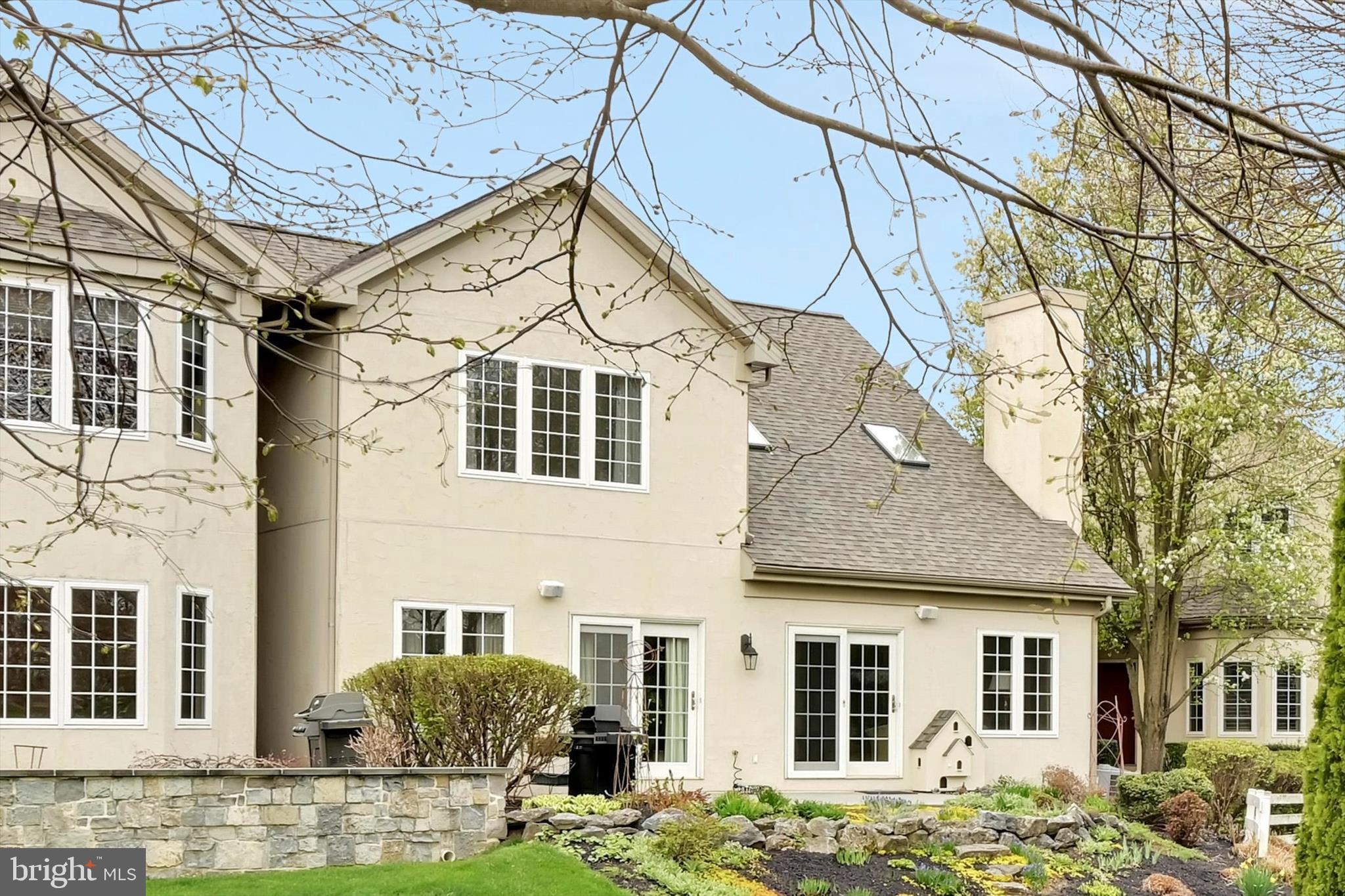 728 Woodfield Drive Lititz, PA 17543 - Photo 43 of 61 a front view of a house with yard