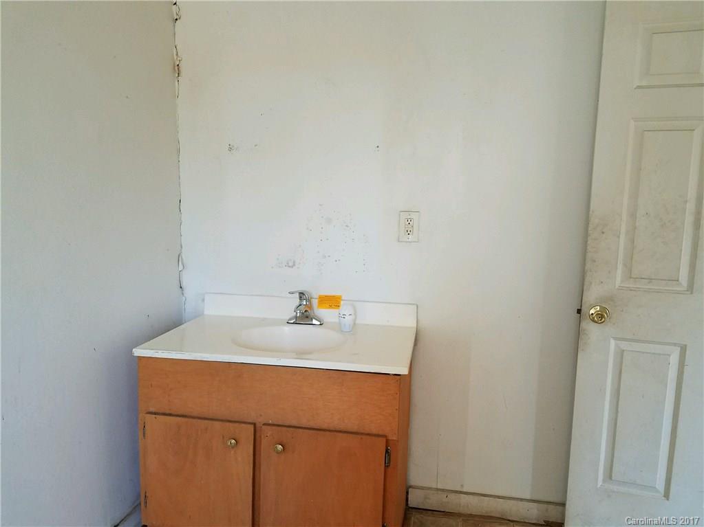 404 Evans Mill Road Pageland, SC 29728 - Photo 15 of 18 Gallery Image 15