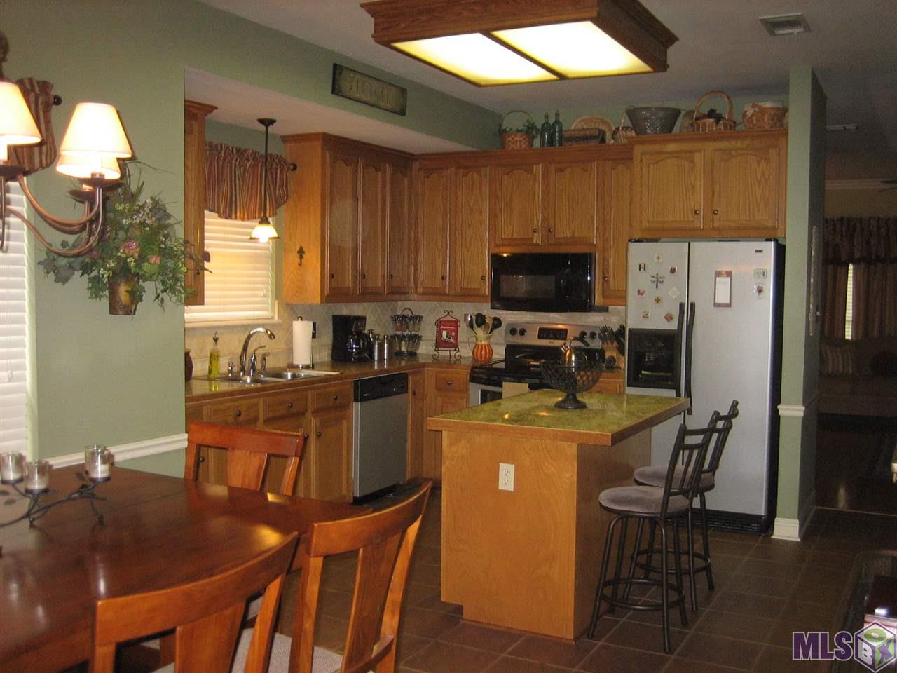 18540 Lake Tulip Avenue Baton Rouge, LA 70817 - Photo 11 of 26
