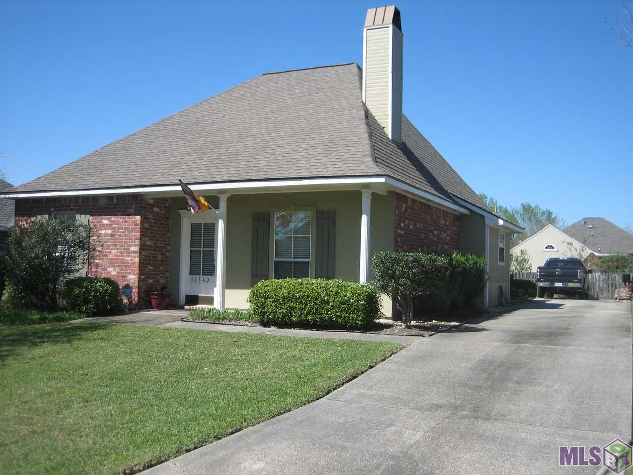 18540 Lake Tulip Avenue Baton Rouge, LA 70817 - Photo 2 of 26