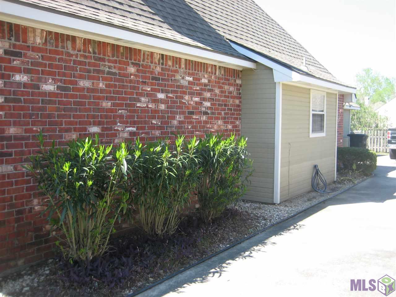 18540 Lake Tulip Avenue Baton Rouge, LA 70817 - Photo 23 of 26