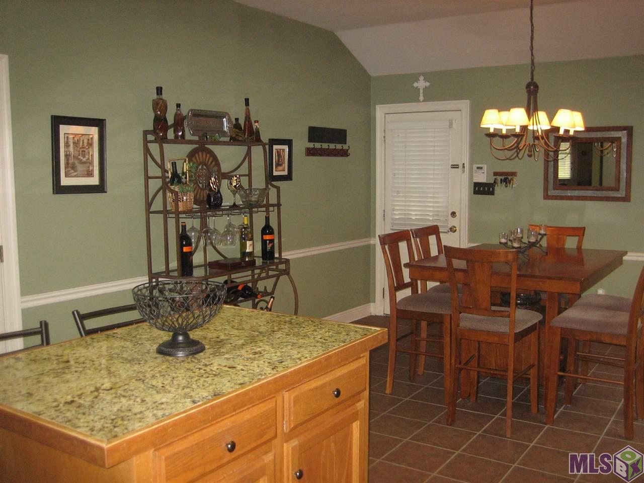 18540 Lake Tulip Avenue Baton Rouge, LA 70817 - Photo 9 of 26