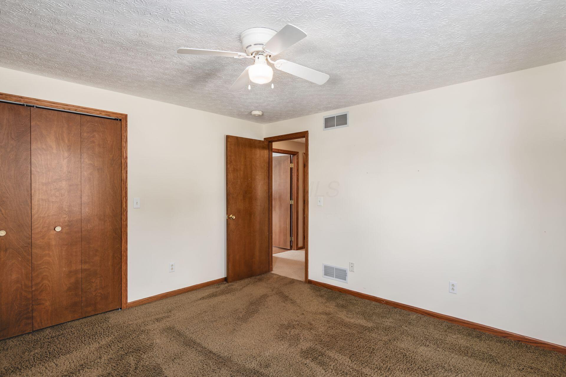 10862 Center Village Road Galena, OH 43021 - Photo 22 of 40 Upstairs