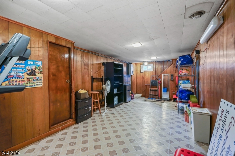 57 Ivanhoe Terrace Bloomfield, NJ 07003 - Photo 31 of 37