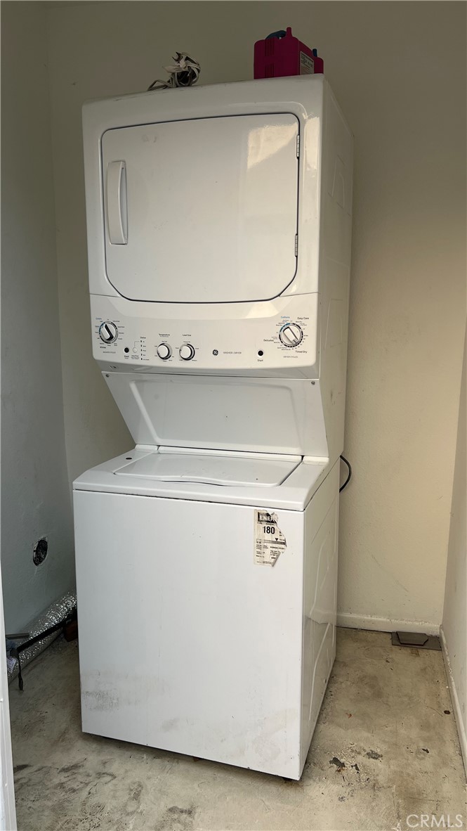 4061 West 132nd Street, Unit C Hawthorne, CA 90250 - Photo 16 of 17