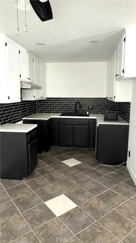 $2,850 | 4061 West 132nd Street, Unit C, Hawthorne, CA 90250