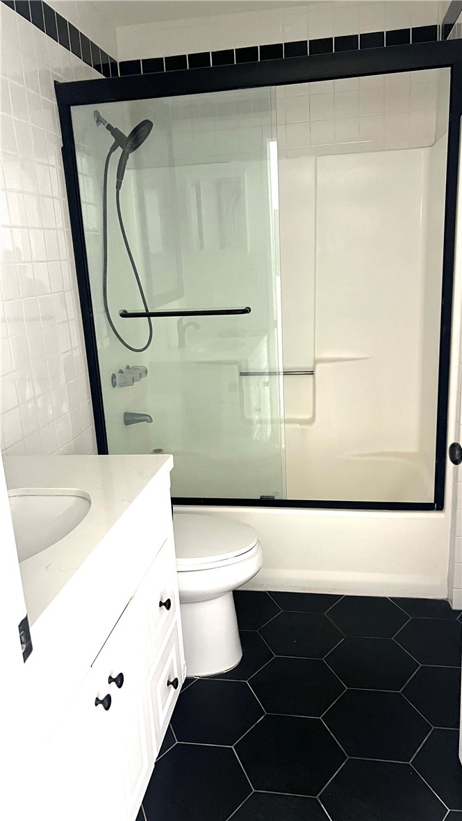 4061 West 132nd Street, Unit C Hawthorne, CA 90250 - Photo 10 of 17