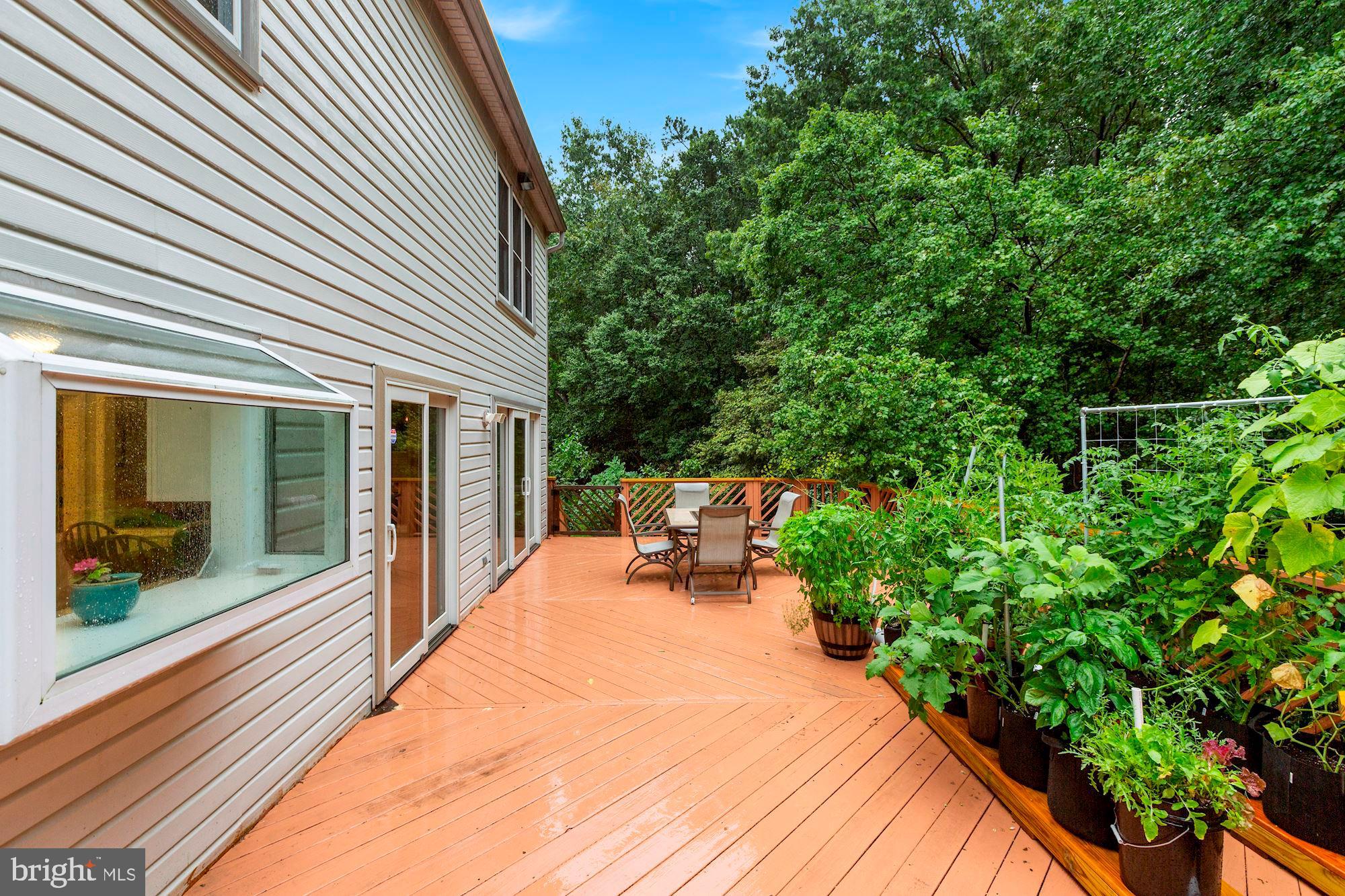 8604 Compass Court Laurel, MD 20708 - Photo 39 of 41 Deck