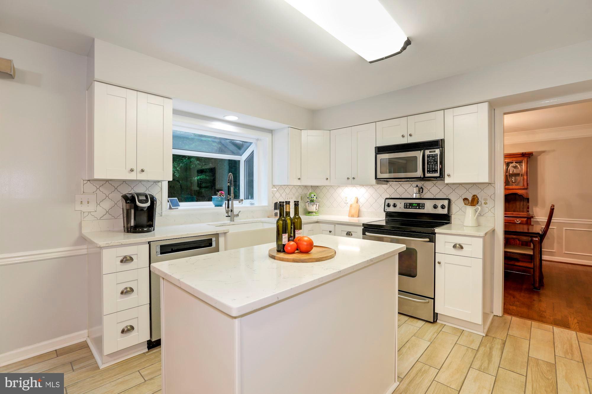 8604 Compass Court Laurel, MD 20708 - Photo 10 of 41 Kitchen