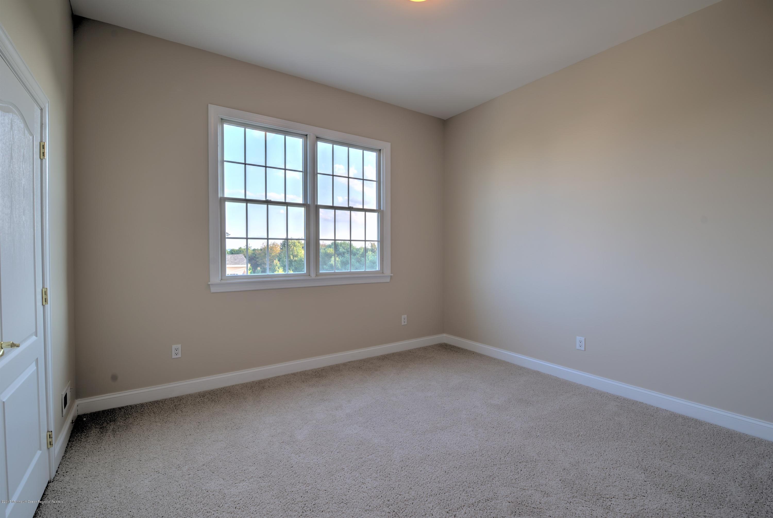 22 Ridgeview Way Allentown, NJ 08501 - Photo 22 of 33 022_BEDROOM