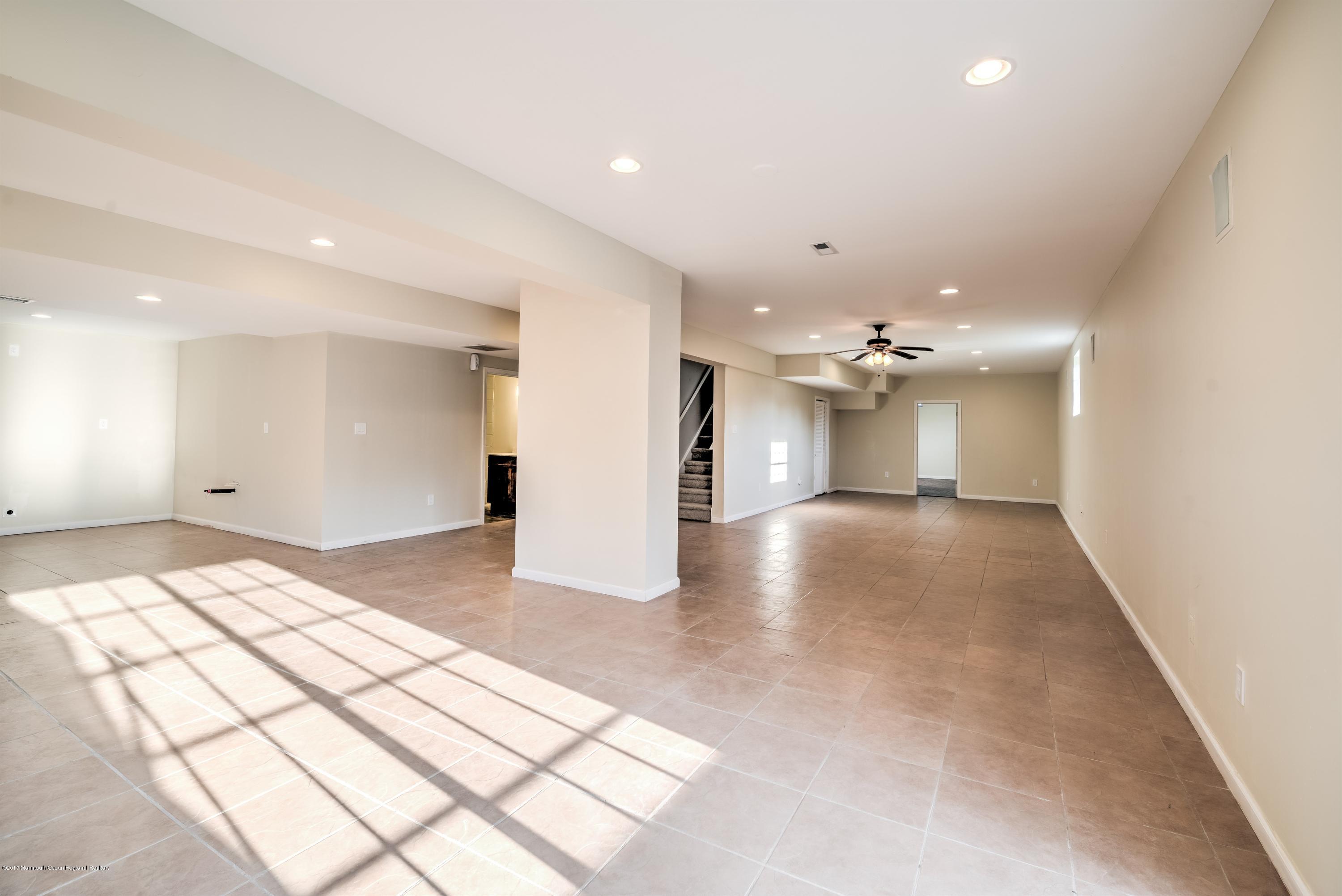 22 Ridgeview Way Allentown, NJ 08501 - Photo 30 of 33 030_LOWER LEVEL