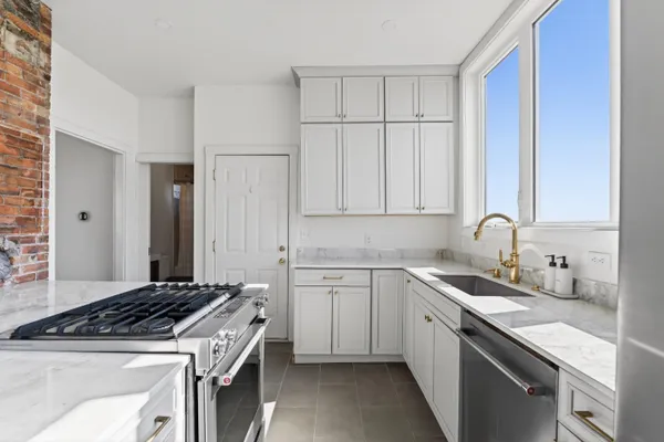 $749,000 | 62 St Lawrence Street, Unit 2, Portland, ME 04101