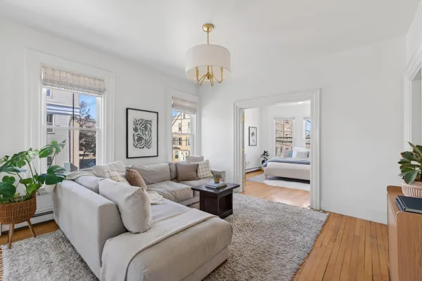 $749,000 | 62 St Lawrence Street, Unit 2, Portland, ME 04101