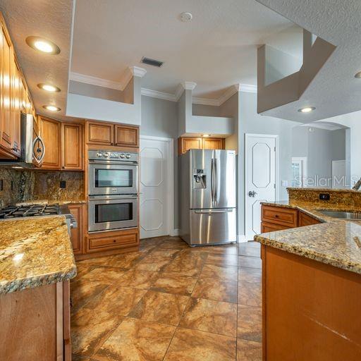 3902 Hidden Spring Place Valrico, FL 33596 - Photo 17 of 31