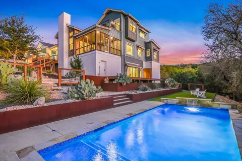 $1,300,000 | 211 South Ronay Drive, Spicewood, TX 78669