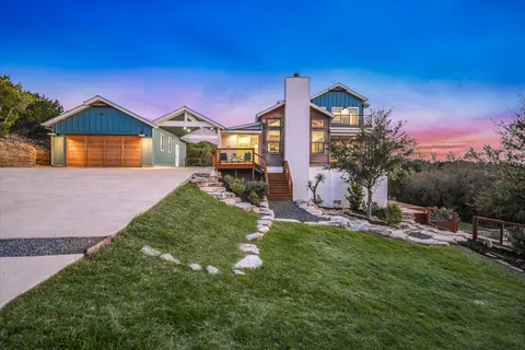 $1,300,000 | 211 South Ronay Drive, Spicewood, TX 78669