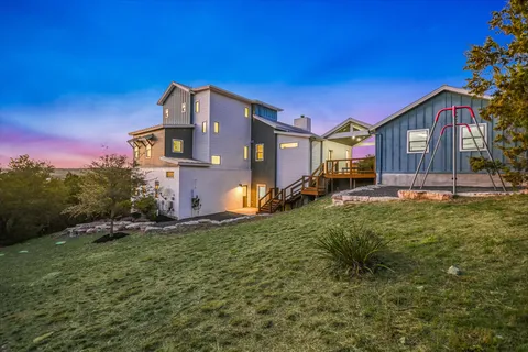 $1,300,000 | 211 South Ronay Drive, Spicewood, TX 78669