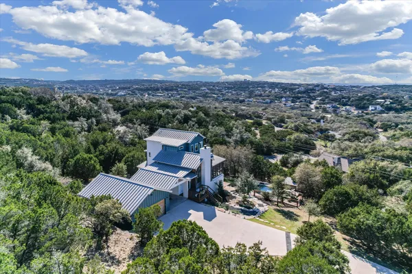 $1,199,999 | 211 South Ronay Drive, Spicewood, TX 78669