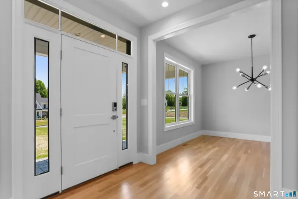 $1,899,999 | 110 Porters Hill Road, Trumbull, CT 06611