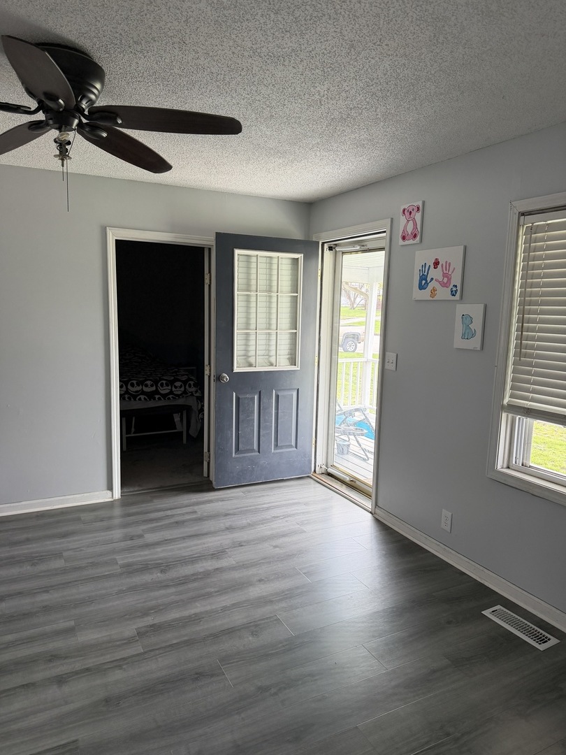 430 West Washington Street Hoopeston, IL 60942 - Photo 13 of 20