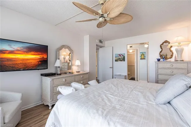 $7,000 | 260 Seaview Court, Unit 1609, Marco Island, FL 34145