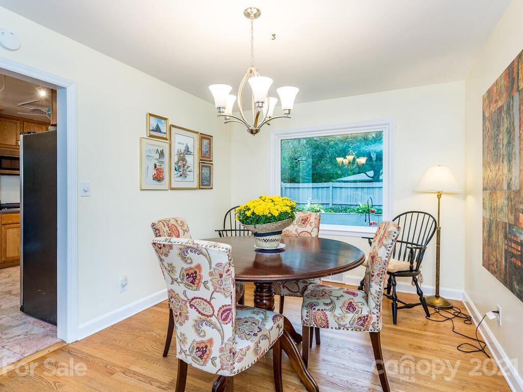 109 Edgehill Road Hendersonville, NC 28739 - Photo 16 of 35 Gallery Image 16