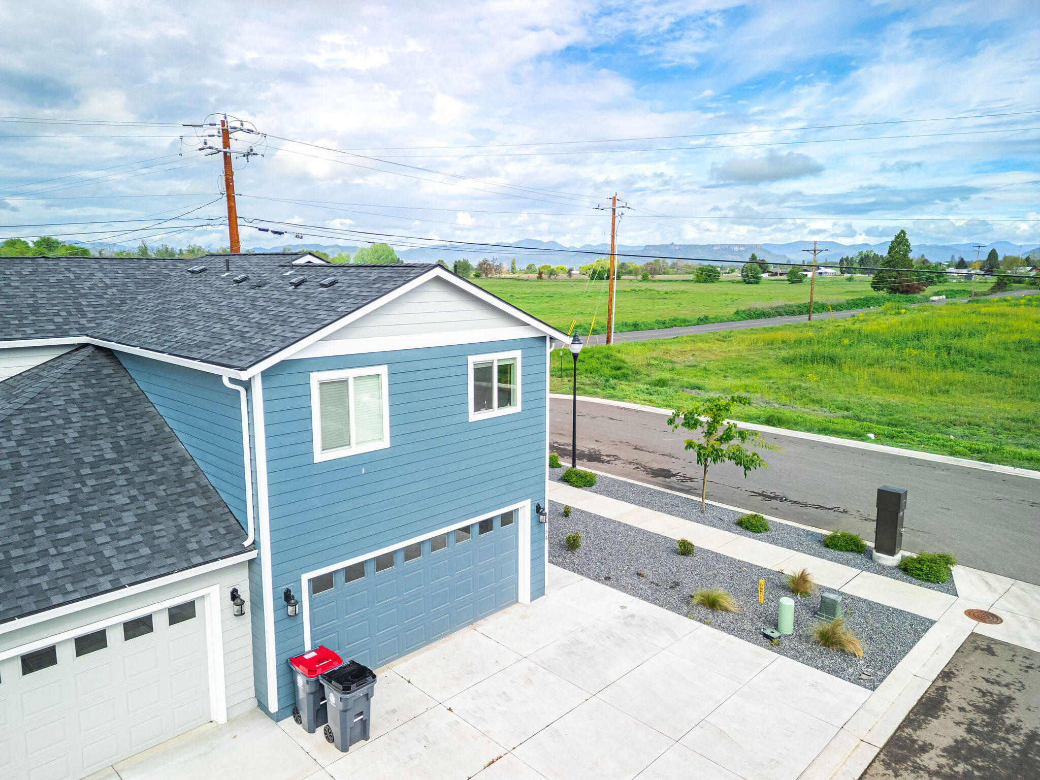 4762 Gebhard Road Central Point, OR 97502 - Photo 21 of 26