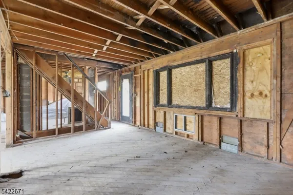 $350,000 | 1155 Ringwood Avenue, Pompton Lakes, NJ 07442