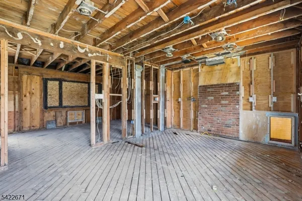 $350,000 | 1155 Ringwood Avenue, Pompton Lakes, NJ 07442