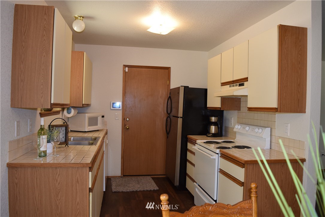 1520 East Trails Road Belfair, WA 98528 - Photo 10 of 25 Gallery Image 10