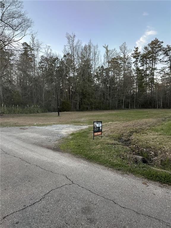 2251 Labarre Street Mandeville, LA 70448 - Photo 2 of 10