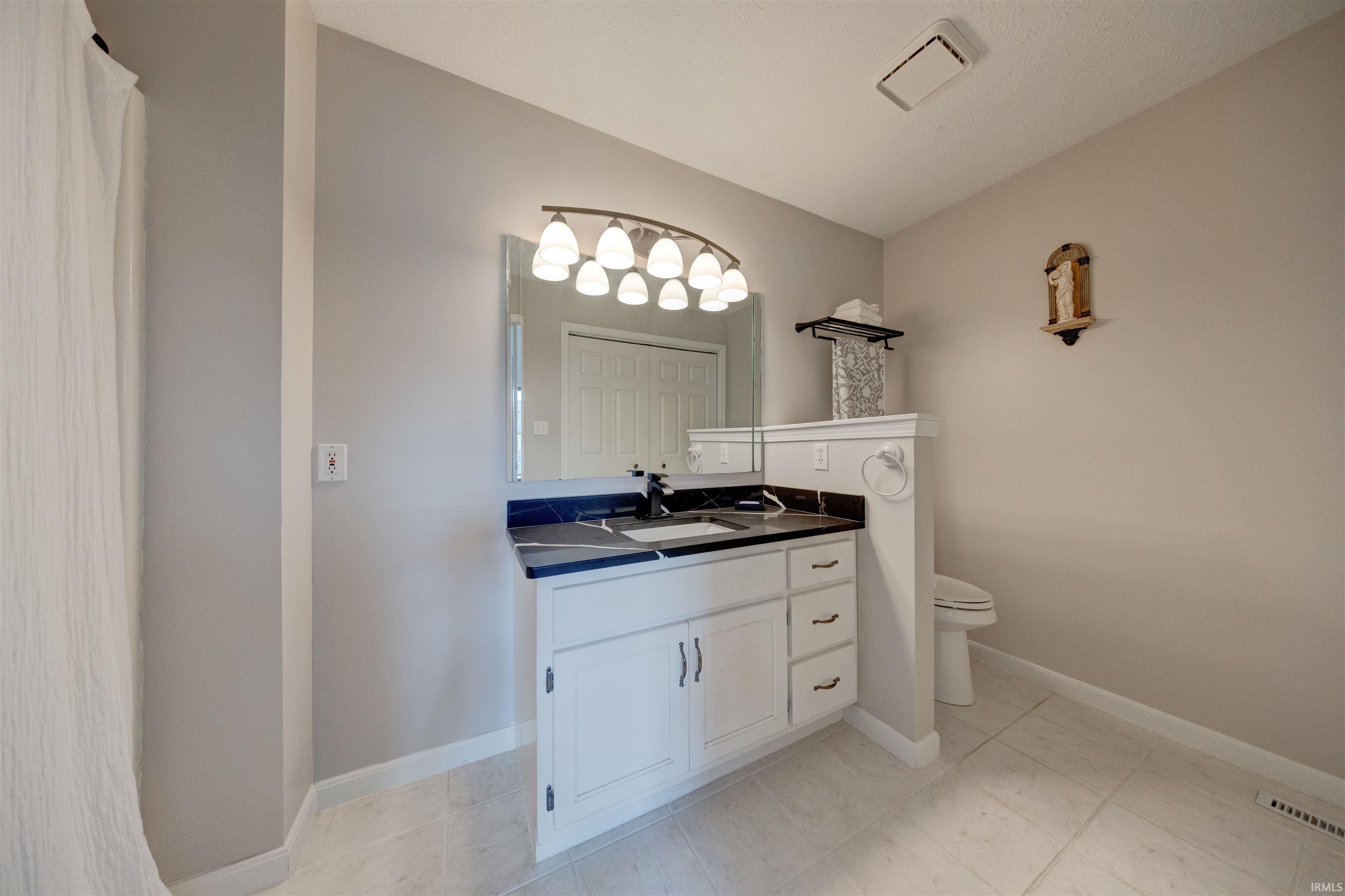 4155 Country Ridge Drive Newburgh, IN 47630 - Photo 15 of 36