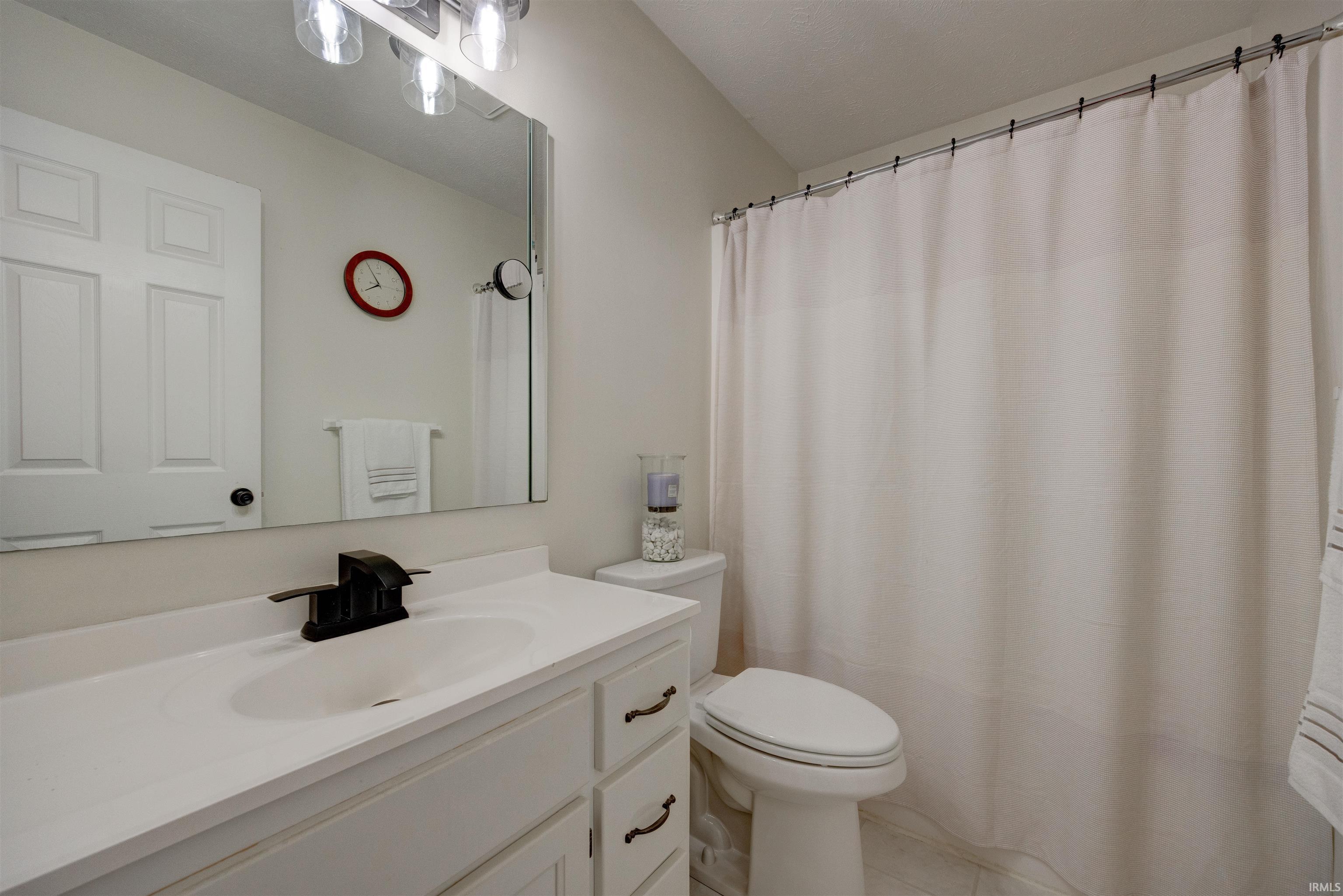 4155 Country Ridge Drive Newburgh, IN 47630 - Photo 18 of 36