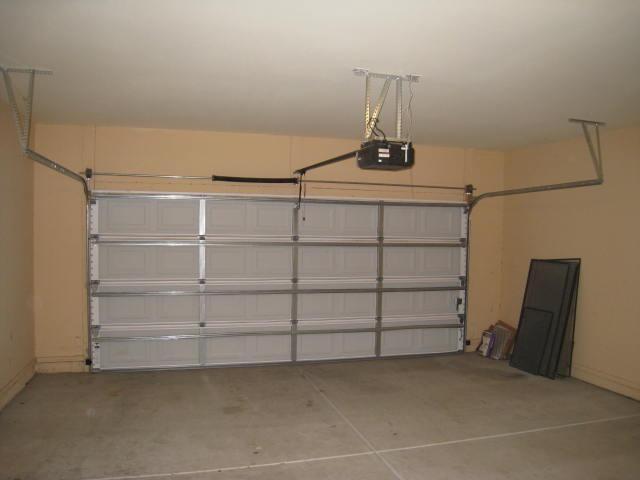 13867 South Durango Road Arizona City, AZ 85123 - Photo 13 of 14 garage