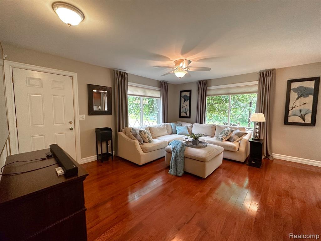 1931 Allenway Court Rochester Hills, MI 48309 - Photo 28 of 42