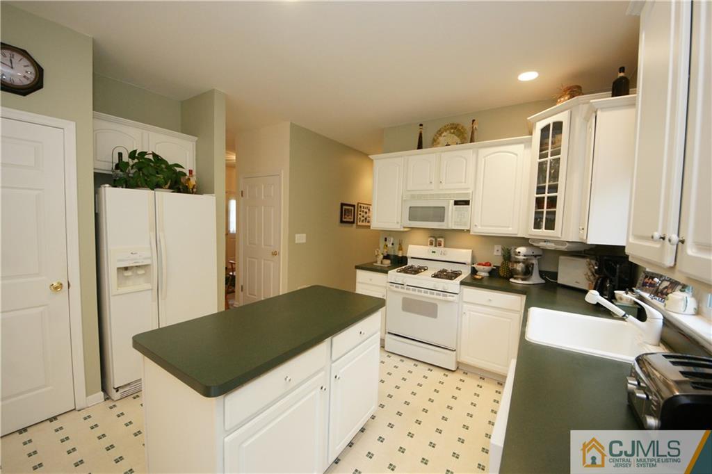 303 New Road Monmouth Junction, NJ 08852 - Photo 5 of 25 Gallery Image 5