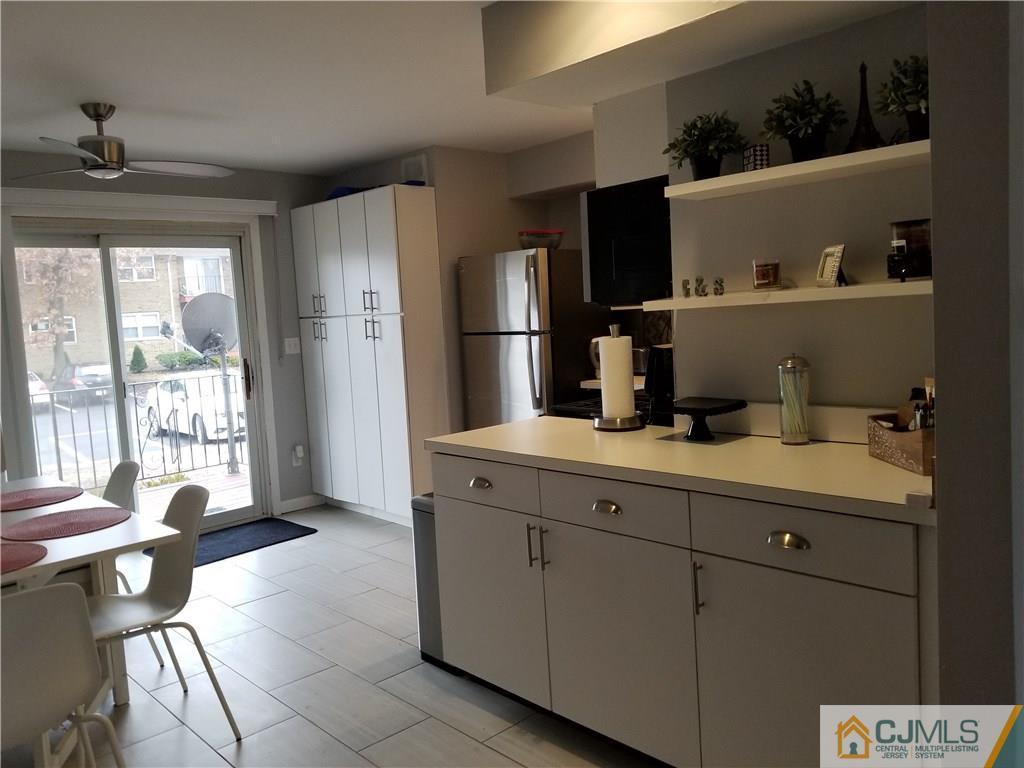 192 Evergreen Road, Unit 3A Edison, NJ 08837 - Photo 9 of 17 Gallery Image 9