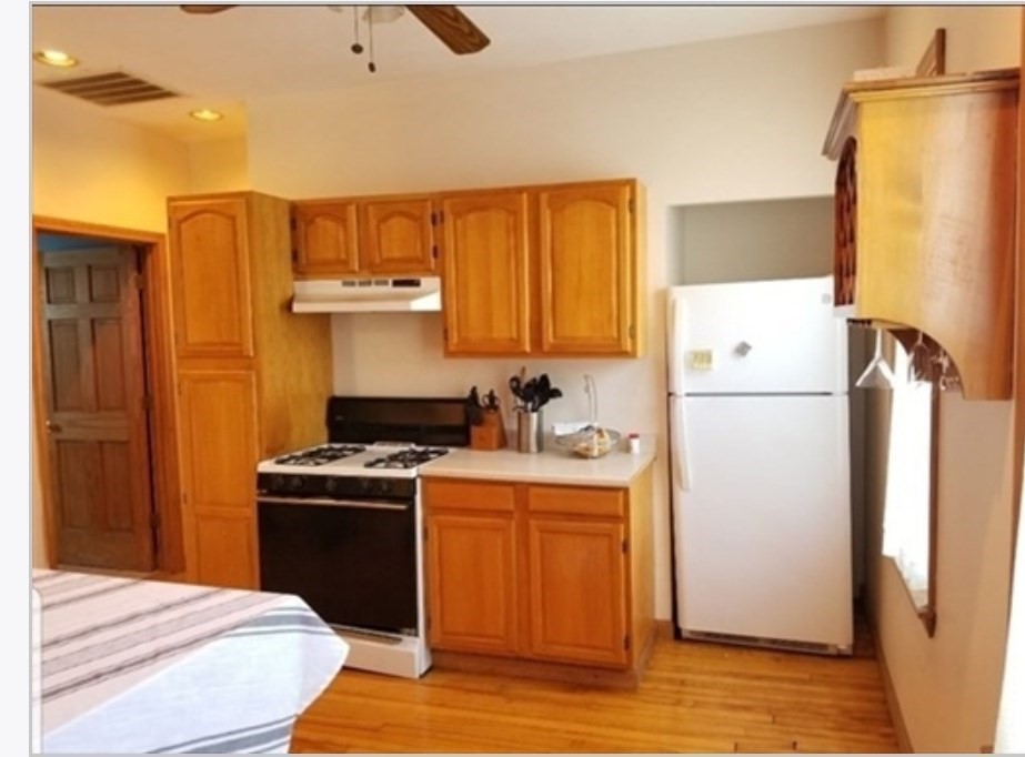 125 Hamilton Street, Unit 2 Worcester, MA 01604 - Photo 2 of 14