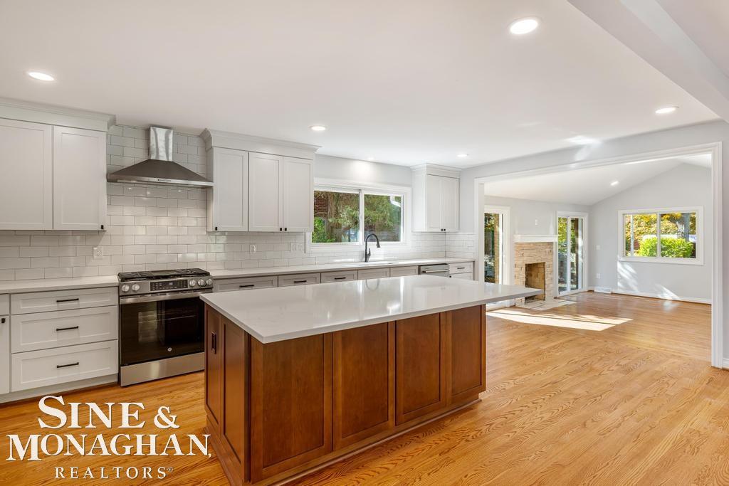 781 Fairford Road Grosse Pointe Woods, MI 48236 - Photo 10 of 57