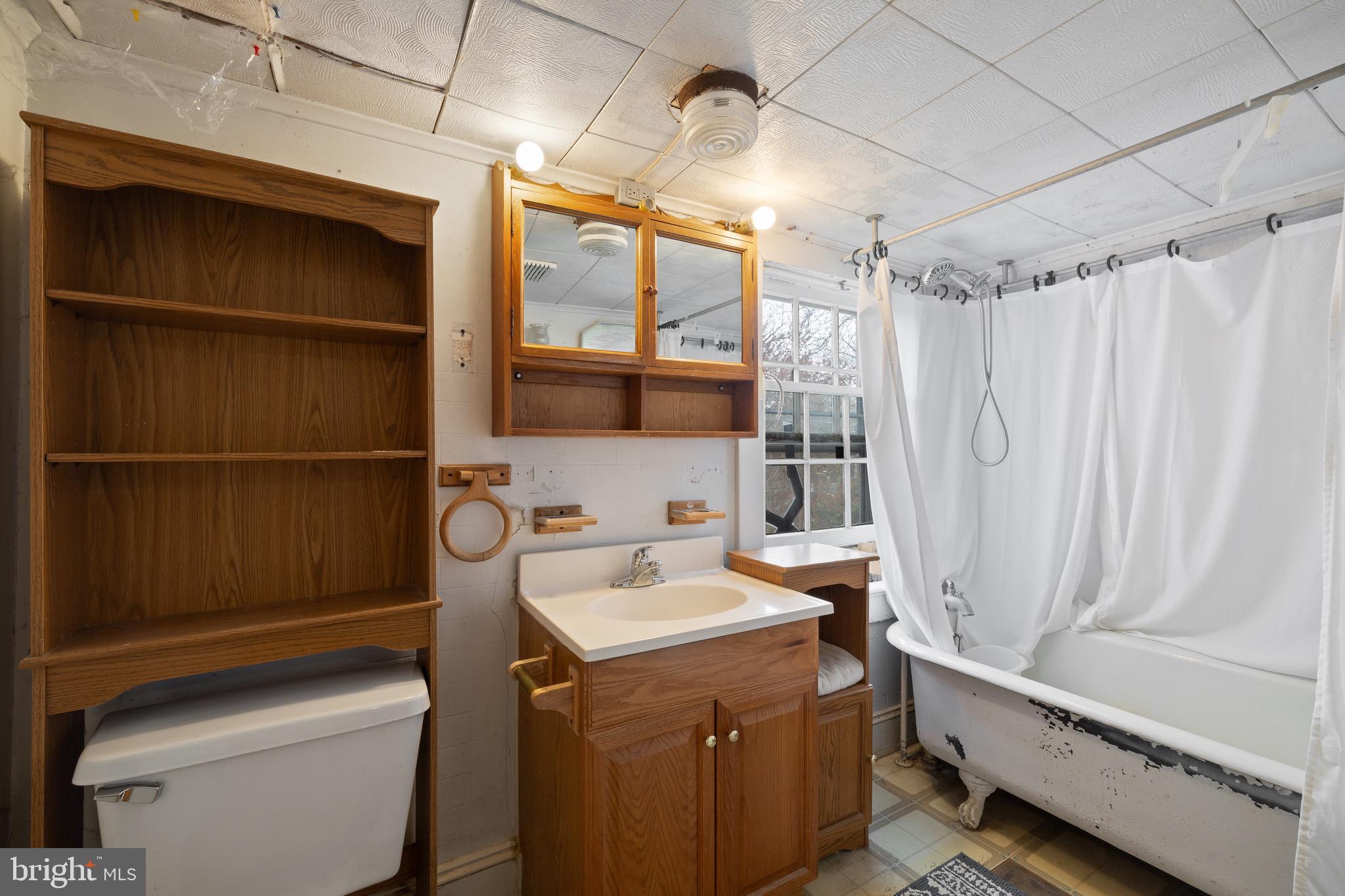 6446 Old Landover Road Landover, MD 20784 - Photo 24 of 42 Full Bathroom
