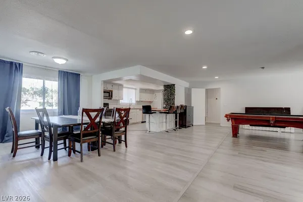 $3,075 | 1489 Santa Anita Drive, Las Vegas, NV 89119