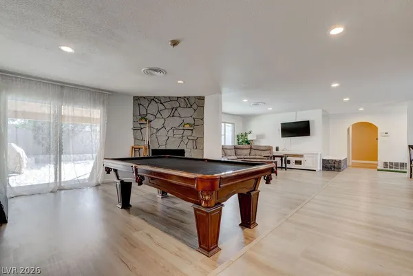 $3,075 | 1489 Santa Anita Drive, Las Vegas, NV 89119