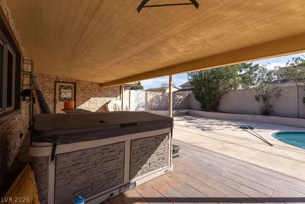 $3,075 | 1489 Santa Anita Drive, Las Vegas, NV 89119