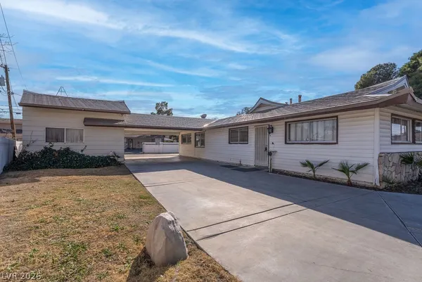 $3,075 | 1489 Santa Anita Drive, Las Vegas, NV 89119