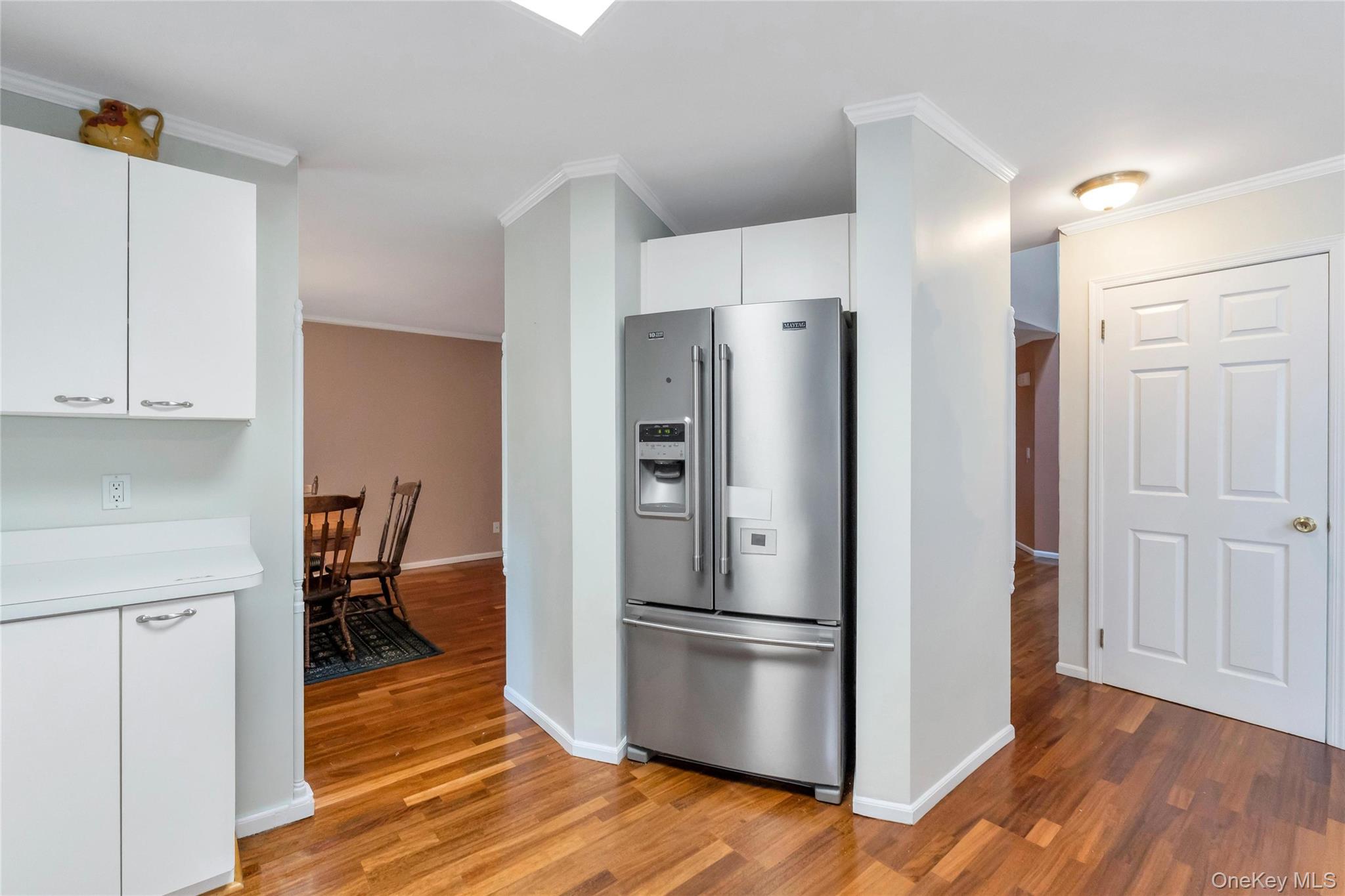 22 Kettle Hole Road Manorville, NY 11949 - Photo 14 of 39