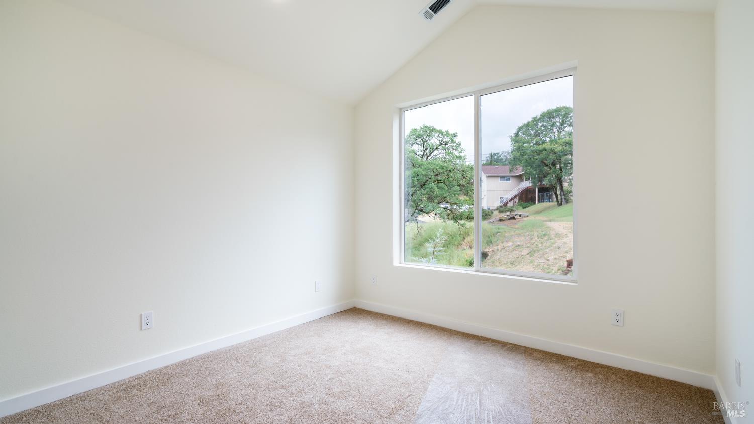 19331 Moon Ridge Road Hidden Valley Lake, CA 95467 - Photo 14 of 44